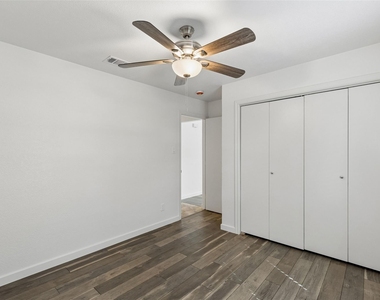 3307 Foxboro Drive - Photo Thumbnail 18