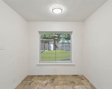 3307 Foxboro Drive - Photo Thumbnail 15