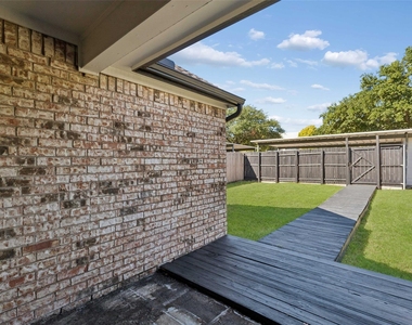 3307 Foxboro Drive - Photo Thumbnail 28