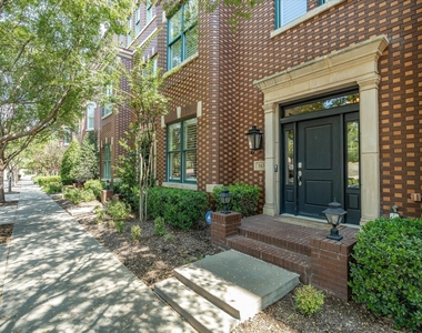 163 Summit Avenue - Photo Thumbnail 3