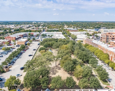 163 Summit Avenue - Photo Thumbnail 35