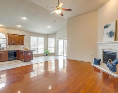 1136 Roping Reins Way - Photo Thumbnail 4