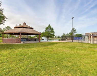 1136 Roping Reins Way - Photo Thumbnail 28