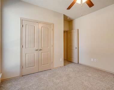 1136 Roping Reins Way - Photo Thumbnail 18