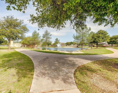 1136 Roping Reins Way - Photo Thumbnail 26