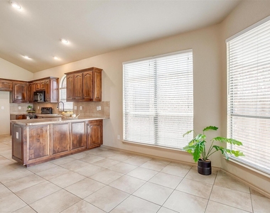 1136 Roping Reins Way - Photo Thumbnail 11