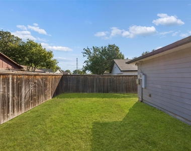 921 Harvest Glen Drive - Photo Thumbnail 28