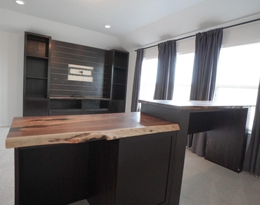 239 Oxford Drive - Photo Thumbnail 28