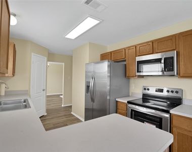 2009 Songbird Drive - Photo Thumbnail 4