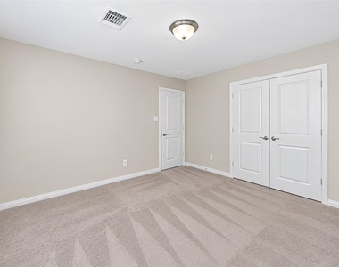 2148 Bellatrix Drive - Photo Thumbnail 30