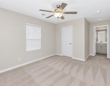 2148 Bellatrix Drive - Photo Thumbnail 27