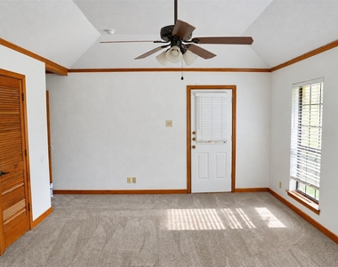 405 S Denton Avenue - Photo Thumbnail 4