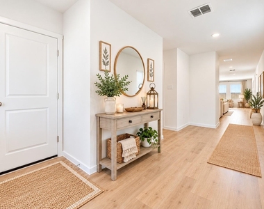 1816 Sanderling Street - Photo Thumbnail 2