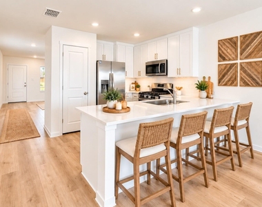 1816 Sanderling Street - Photo Thumbnail 12