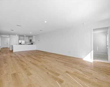 1816 Sanderling Street - Photo Thumbnail 16
