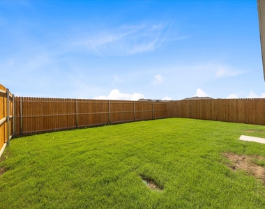 1816 Sanderling Street - Photo Thumbnail 24
