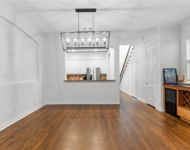 5639 Ellsworth Avenue - Photo Thumbnail 8