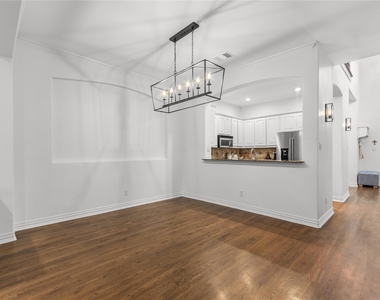 5639 Ellsworth Avenue - Photo Thumbnail 9