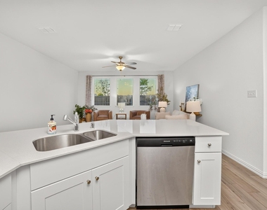 3312 Swift Fox Way - Photo Thumbnail 14