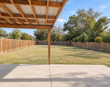 3308 Alaska Avenue - Photo Thumbnail 10