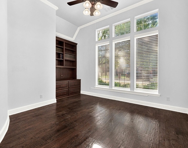 10222 Plainsman Lane - Photo Thumbnail 5