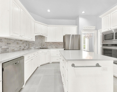 10222 Plainsman Lane - Photo Thumbnail 18
