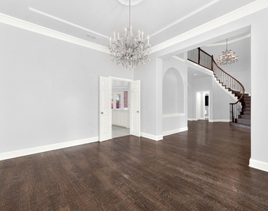10222 Plainsman Lane - Photo Thumbnail 7