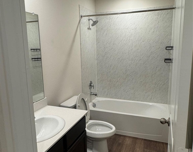 6104 Primrose Road - Photo Thumbnail 26