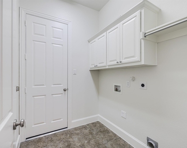 800 Camden Way - Photo Thumbnail 23