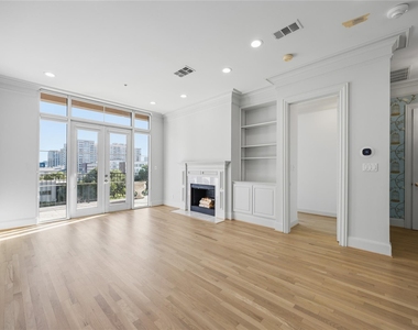 3535 Gillespie Street - Photo Thumbnail 1