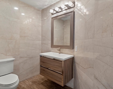 5509 Anglebluff Place - Photo Thumbnail 18