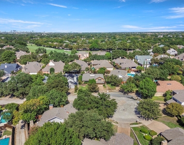 5509 Anglebluff Place - Photo Thumbnail 32