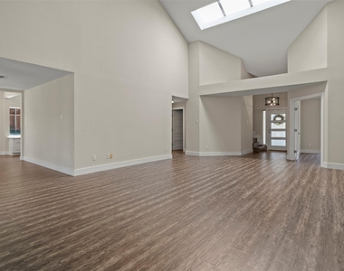 5509 Anglebluff Place - Photo Thumbnail 5