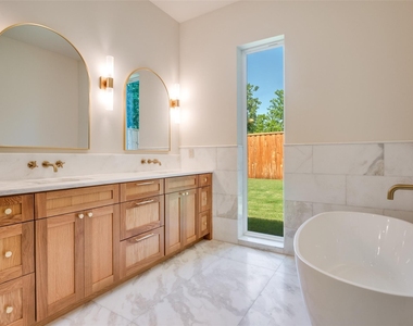 4207 Bonham Street - Photo Thumbnail 16