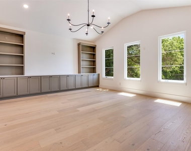 4207 Bonham Street - Photo Thumbnail 12