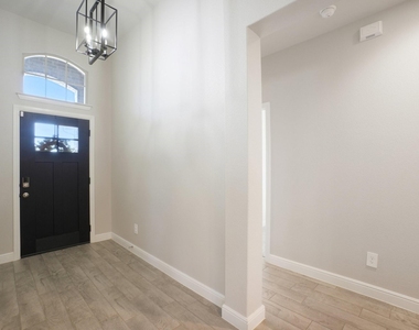 14005 Medusa Drive - Photo Thumbnail 6