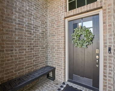 14005 Medusa Drive - Photo Thumbnail 5