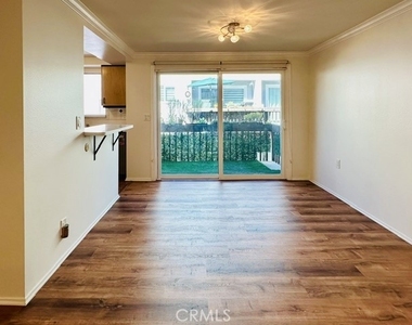 320 Pasadena - Photo Thumbnail 6