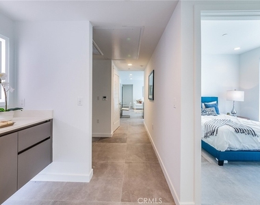 214 S Westmoreland - Photo Thumbnail 9