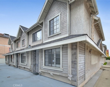 114 N Atlantic Boulevard - Photo Thumbnail 4