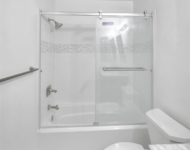 114 N Atlantic Boulevard - Photo Thumbnail 15