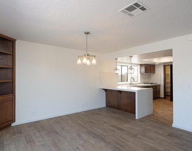 2341 Peninsula Road - Photo Thumbnail 6