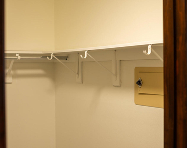 2341 Peninsula Road - Photo Thumbnail 32