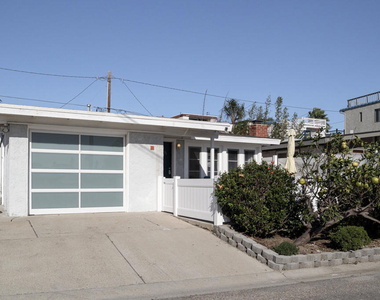 207 Rossmore Drive - Photo Thumbnail 17