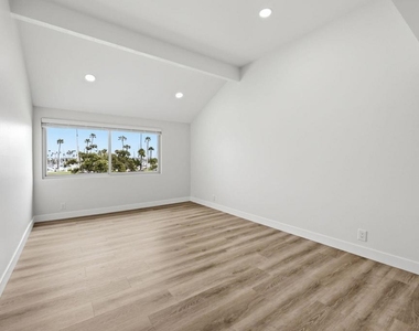 3664 Sunset Lane - Photo Thumbnail 14