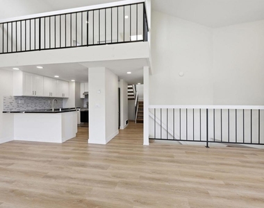3664 Sunset Lane - Photo Thumbnail 6