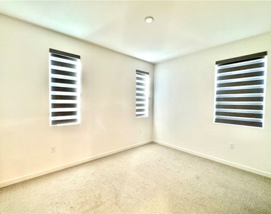 5826 Walden Ct - Photo Thumbnail 8