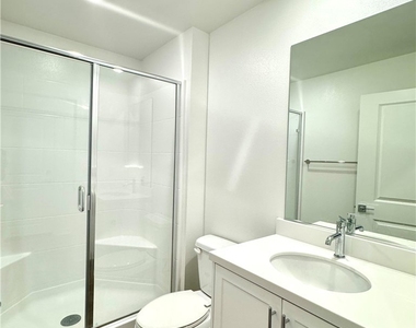 5826 Walden Ct - Photo Thumbnail 9
