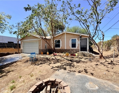 3067 Carl - Photo Thumbnail 1