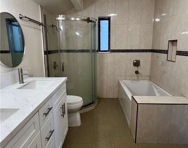 10974 Glenoaks  Dr. - Photo Thumbnail 38